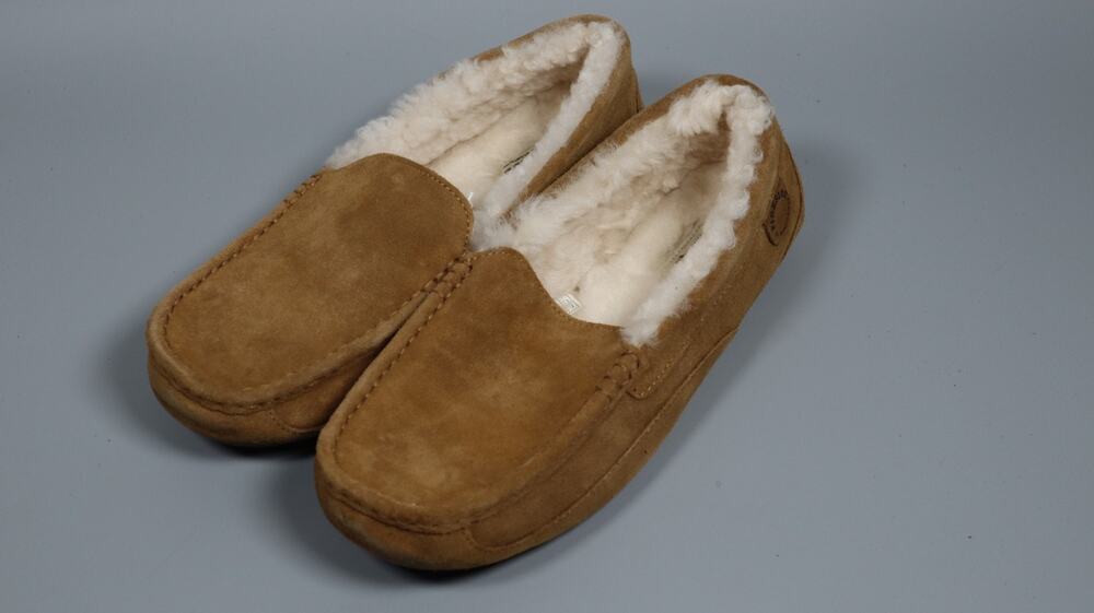 Fireside By Dearfoams Men Melbourne Genuine Shearling Moccasin Slippers Size 11